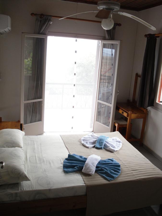 Appartamento Spiti Kritikos Benitses  Esterno foto